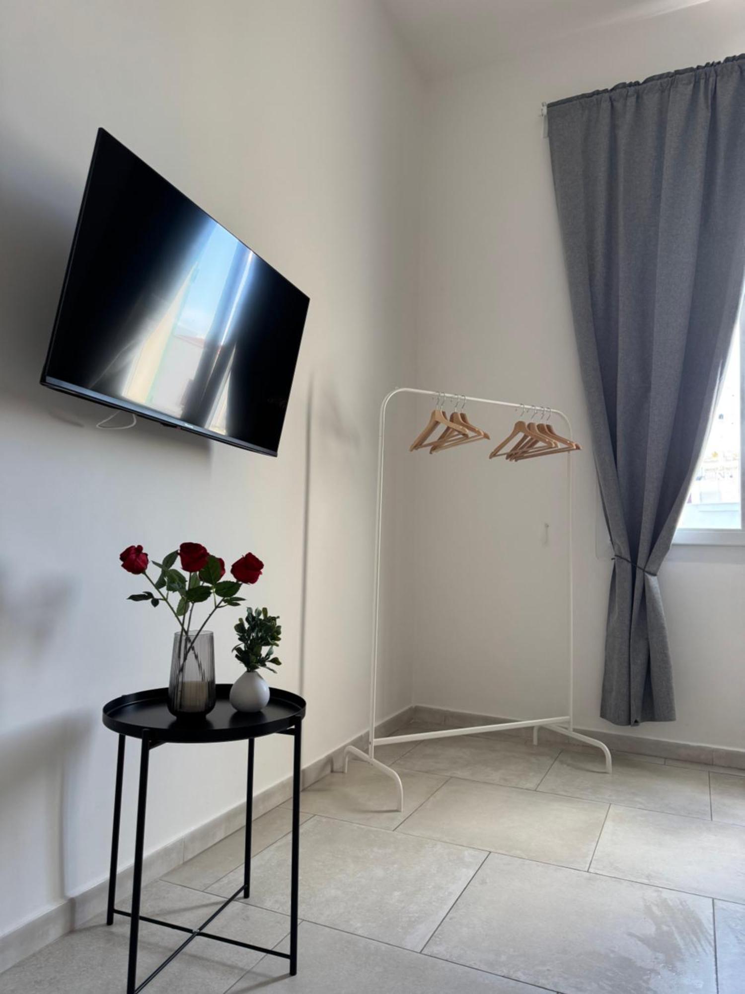 L&S Rooms Monopoli Extérieur photo